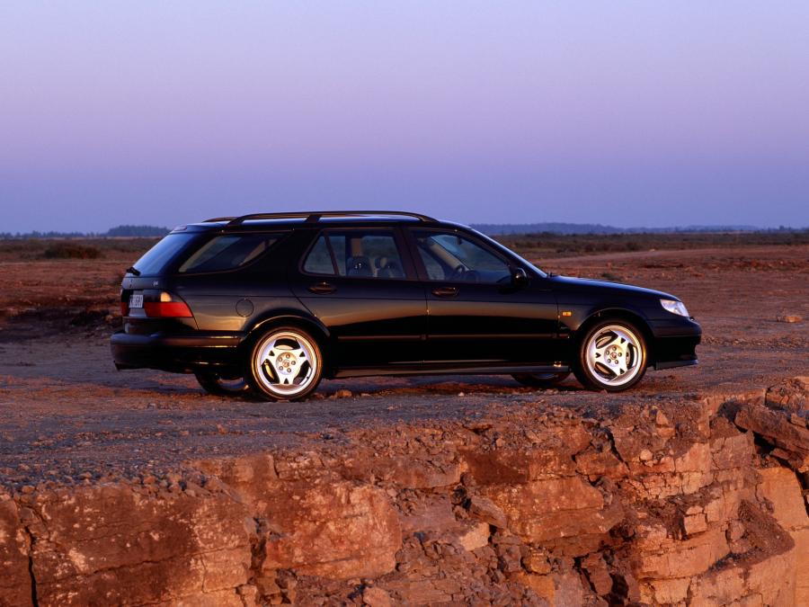  Saab 9-5 Aero Wagon 1999 года  (фото 4 из 33)